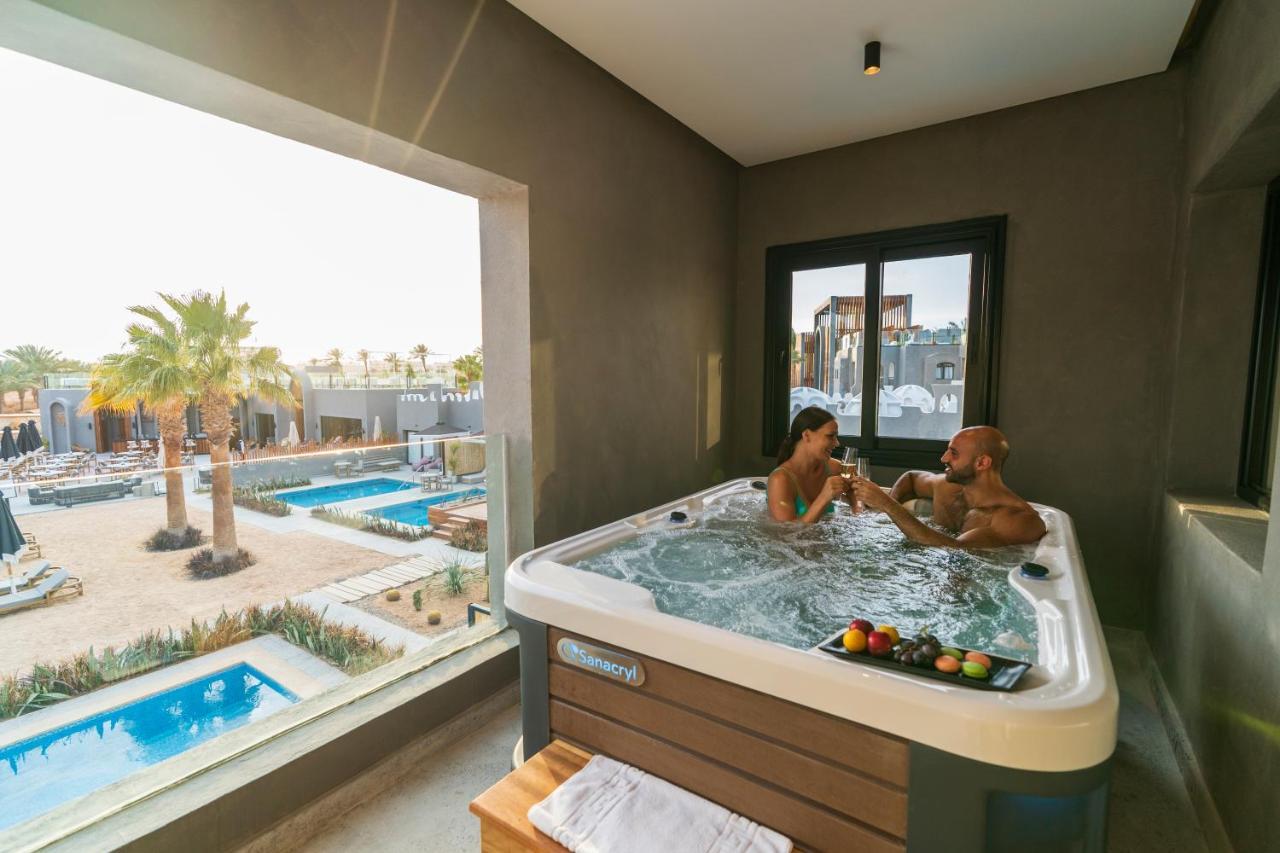 Sunrise Tucana Resort Grand Select Hurghada Exterior photo A hot tub